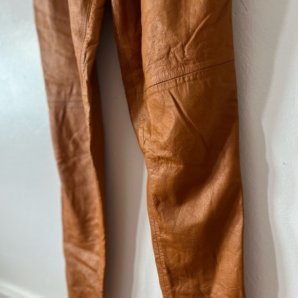 VINTAGE 80s S pleated leather carrot pants camel tan Made in France lined MINT - Picture 4 of 16
